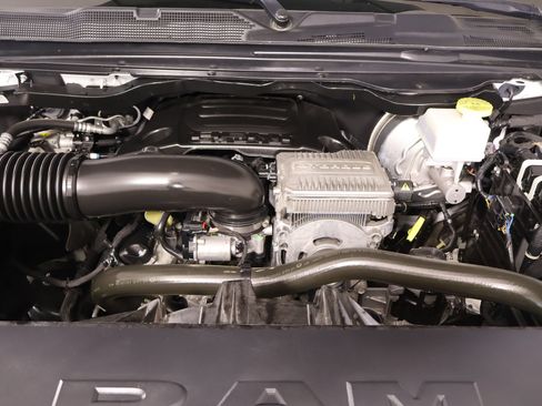 Used 2024 RAM 1500 Laramie RWD image 20