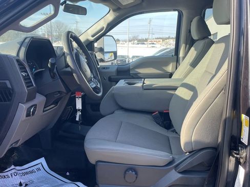 Used 2022 Ford F350 XL w/ STX Appearance Package image 4