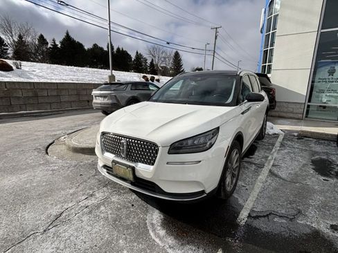 Used 2021 Lincoln Corsair AWD w/ Premium Package image 1