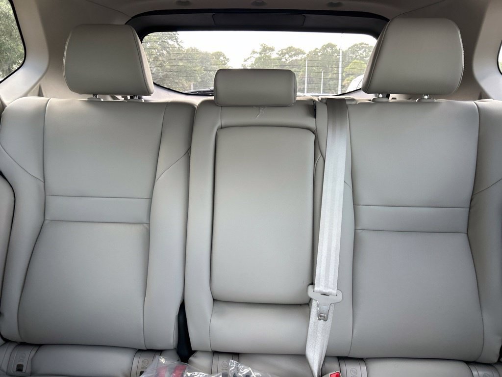 Certified 2025 Nissan Rogue SL FWD image 15