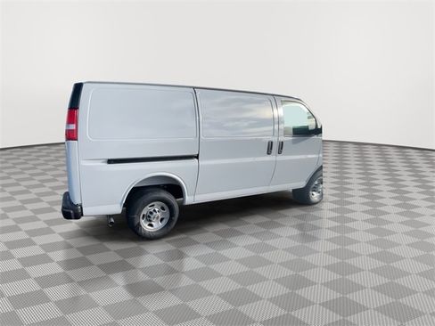 New 2025 Chevrolet Express 2500 image 8