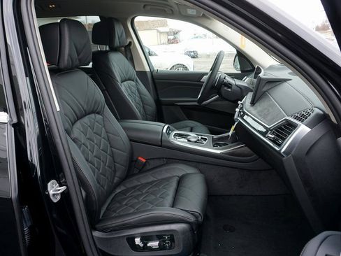New 2026 BMW X7 xDrive40i image 11