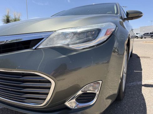 Used 2013 Toyota Avalon XLE Premium FWD image 10