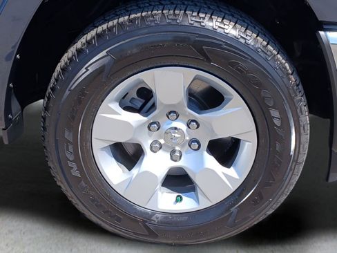 Used 2025 RAM 1500 Big Horn AWD/4WD image 27