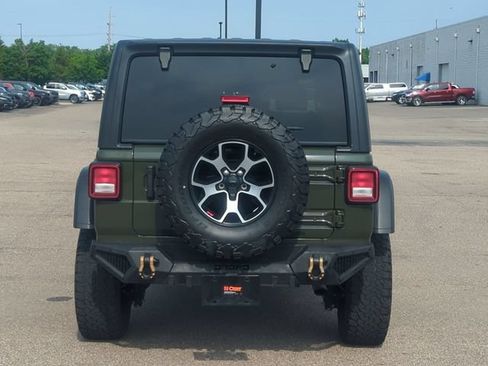 Used 2022 Jeep Wrangler Unlimited Rubicon w/ Cold Weather Group AWD/4WD image 4