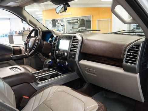 Used 2019 Ford F150 Limited w/ Trailer Tow Package image 33