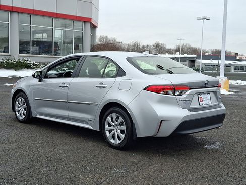 Certified 2024 Toyota Corolla LE image 5