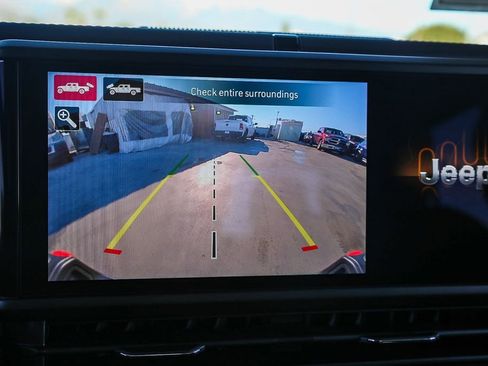 New 2025 Jeep Gladiator Rubicon w/ Convenience Group image 24