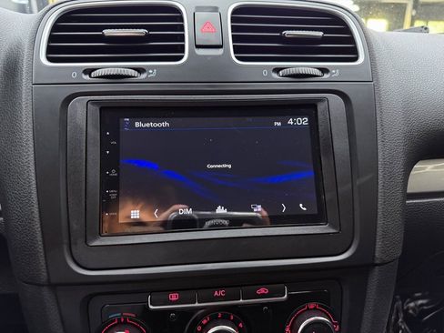 Used 2013 Volkswagen Golf TDI image 30