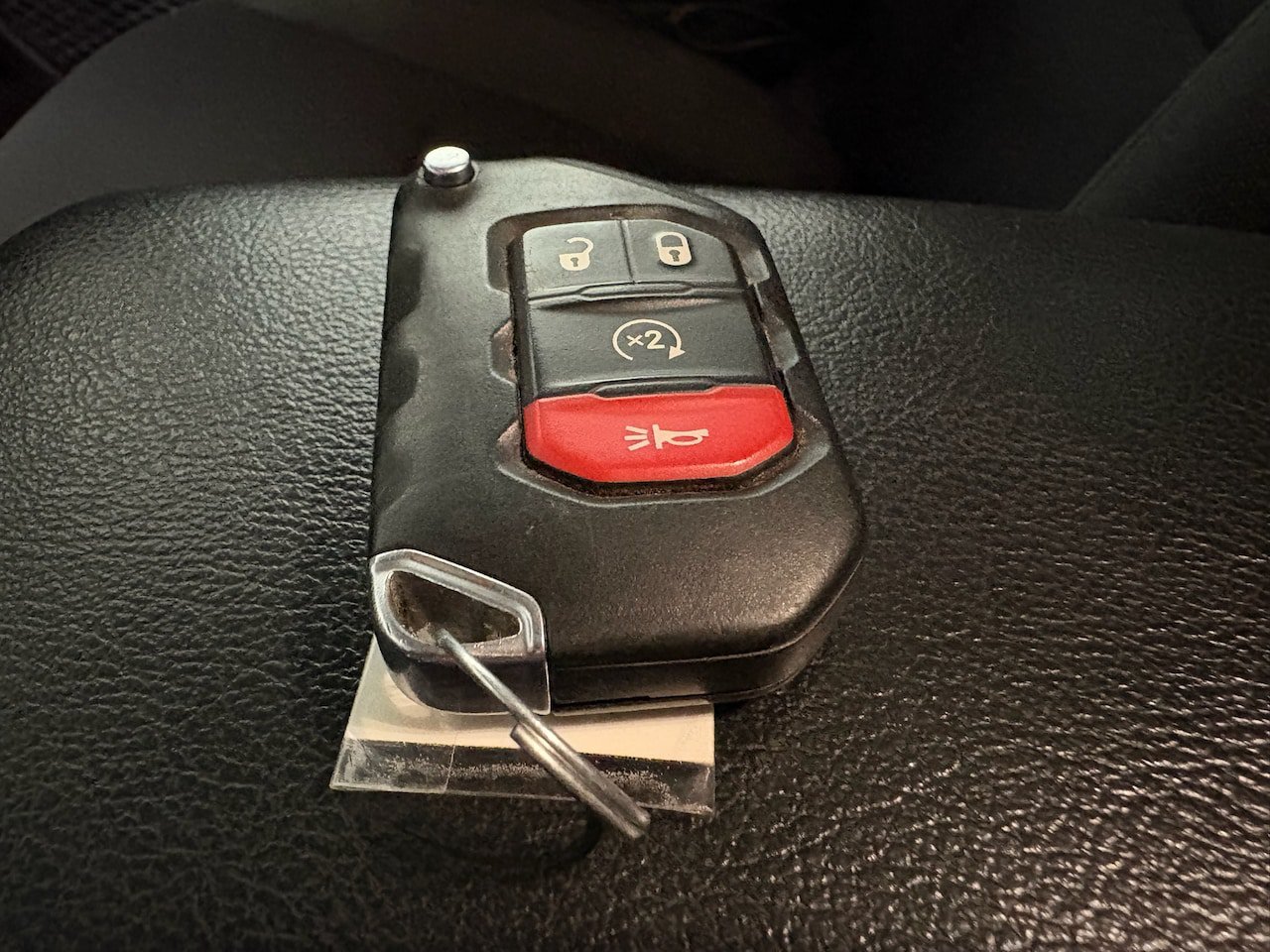 Used 2022 Jeep Wrangler Sport AWD/4WD image 13