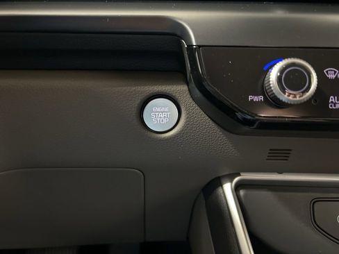 New 2026 Kia Carnival image 17