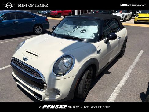 Used 2017 MINI Cooper S FWD image 1