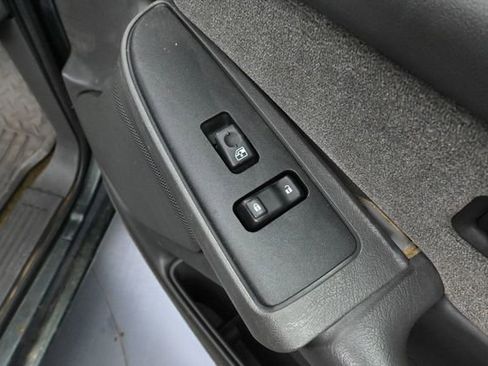 Used 2003 Chevrolet Silverado 1500 LS AWD/4WD image 35