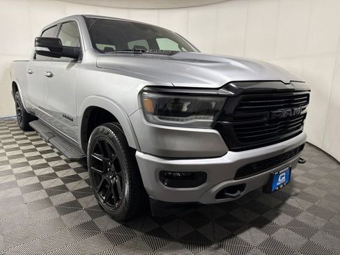 Used 2022 RAM 1500 Laramie AWD/4WD image 2