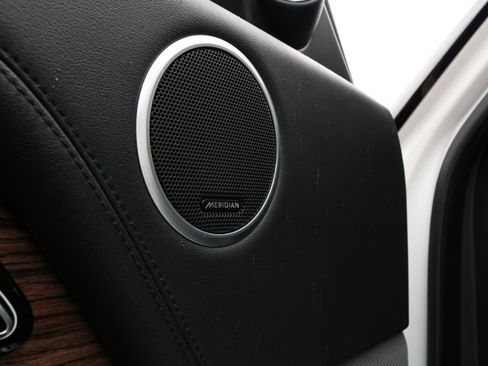 Used 2019 Land Rover Range Rover HSE image 22