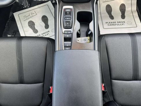 Used 2021 Honda Accord EX image 21