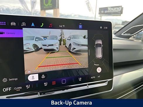 New 2026 Volkswagen GTI SE FWD image 25