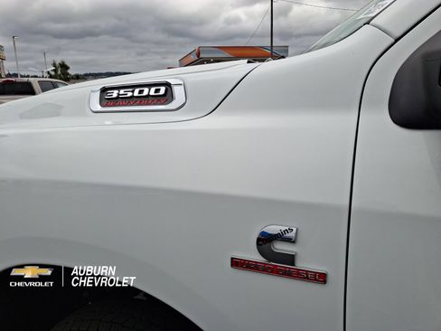 Used 2024 RAM 3500 Big Horn AWD/4WD image 26