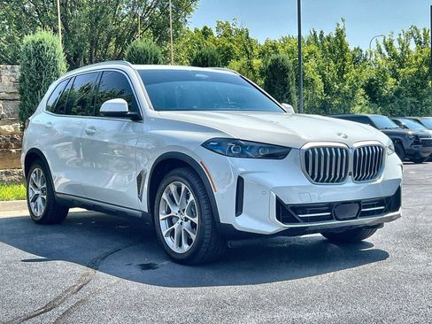 Used 2024 BMW X5 xDrive40i w/ Premium Package AWD/4WD image 7