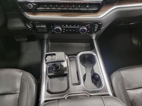 Used 2026 Chevrolet Silverado 1500 RST w/ Dark Appearance Package image 16