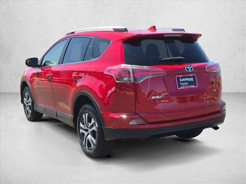 Used 2017 Toyota RAV4 LE w/ Carpet Mat Package FWD image 8