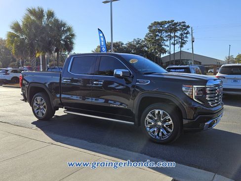 Used 2023 GMC Sierra 1500 Denali w/ Technology Package image 7