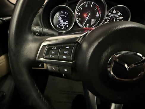 Used 2016 MAZDA MX-5 Miata Grand Touring image 15