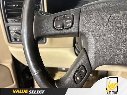 Used 2003 Chevrolet Suburban LT w/ LT Preferred Equipment Group AWD/4WD image 15