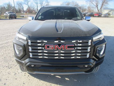 New 2026 GMC Canyon Denali image 12