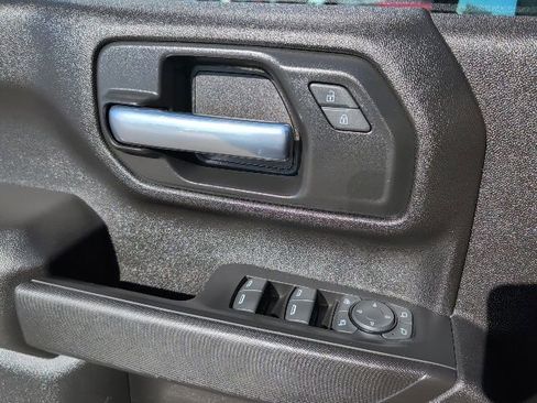 Used 2024 Chevrolet Silverado 2500 Custom w/ Custom Convenience Package image 15