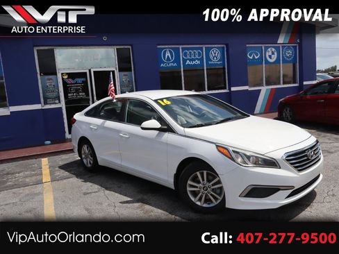 Used 2016 Hyundai Sonata SE FWD image 1