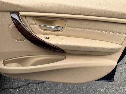 Used 2014 BMW 328i xDrive Sedan AWD/4WD image 40