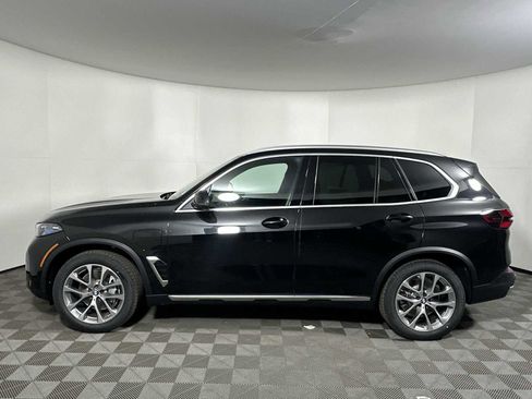 New 2026 BMW X5 xDrive50e w/ Executive Package image 4