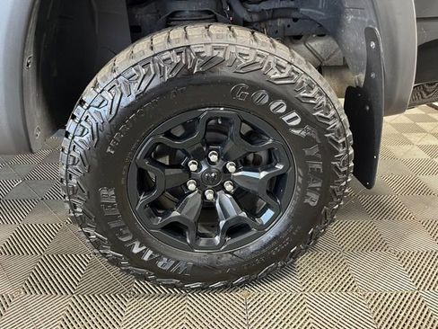 Used 2023 RAM 1500 Big Horn AWD/4WD image 9