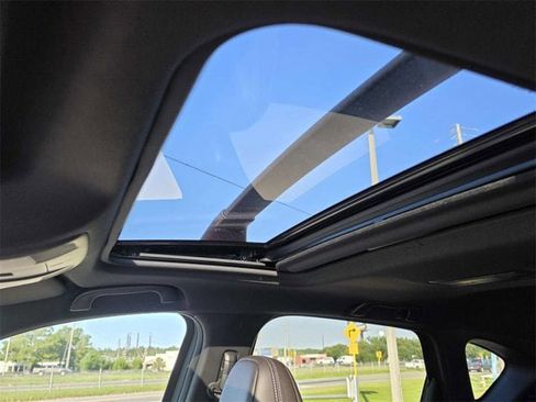 New 2025 MAZDA CX-5 Signature image 8