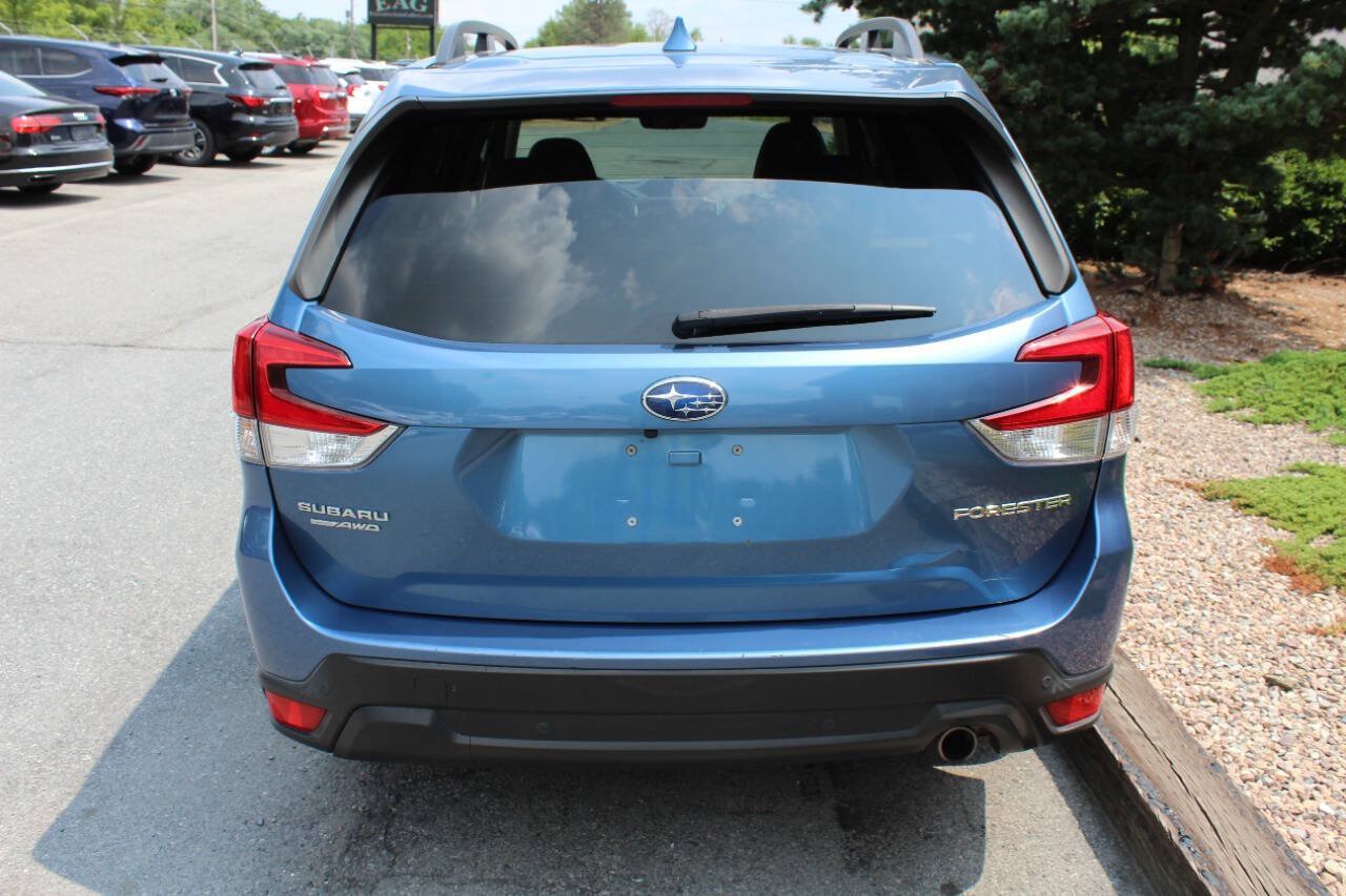 Used 2021 Subaru Forester Limited AWD/4WD image 7
