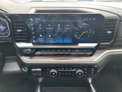 Used 2023 Chevrolet Silverado 1500 LTZ w/ LTZ Premium Package image 31