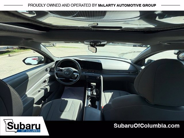 Used 2025 Hyundai Elantra SEL FWD image 16