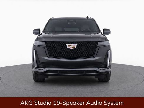 Used 2022 Cadillac Escalade ESV Sport AWD/4WD image 6