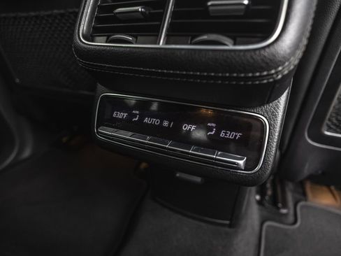 Used 2021 Mercedes-Benz GLS 450 4MATIC image 34