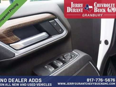 Used 2025 Chevrolet Silverado 2500 LT w/ Convenience Package AWD/4WD image 16