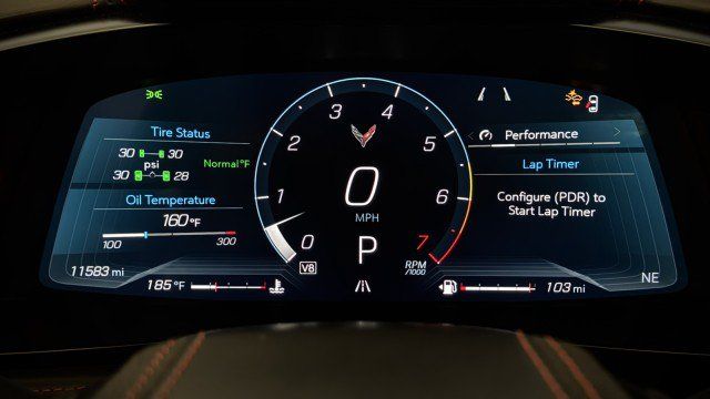 Used 2024 Chevrolet Corvette Stingray Premium Cpe w/ Z51 Performance Package RWD image 9