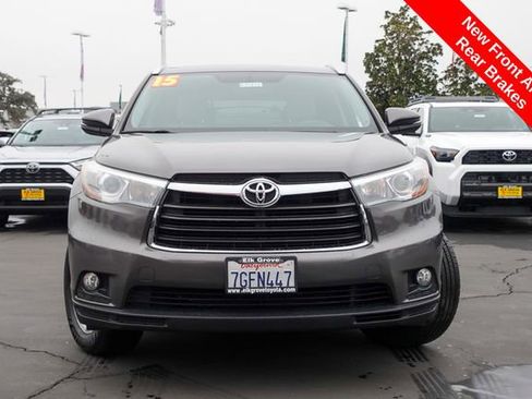Used 2015 Toyota Highlander XLE image 3