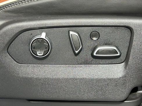 Used 2024 GMC Sierra 3500 Denali Ultimate image 10