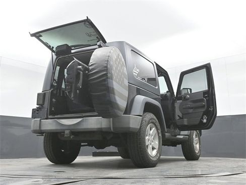 Used 2009 Jeep Wrangler X image 47