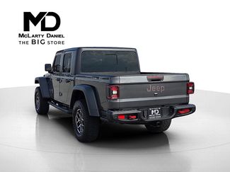 Used 2024 Jeep Gladiator Rubicon w/ Technology Group video 4
