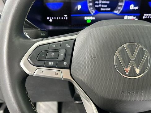 Used 2024 Volkswagen Taos S image 19