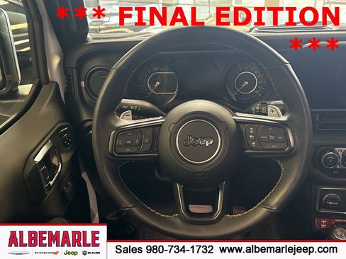 Used 2025 Jeep Wrangler Unlimited Rubicon 392 image 40