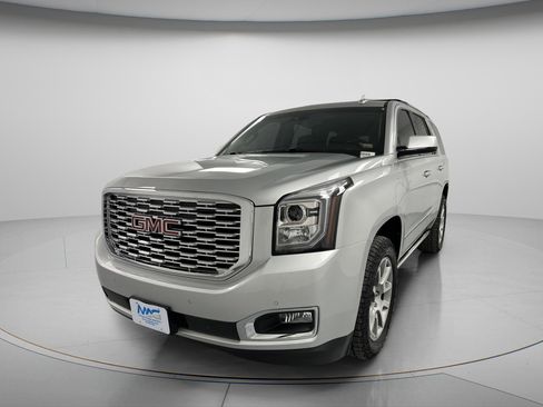 Used 2019 GMC Yukon Denali AWD/4WD image 4