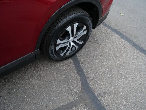 Used 2018 Toyota RAV4 LE w/ All Weather Liner Package AWD/4WD image 32